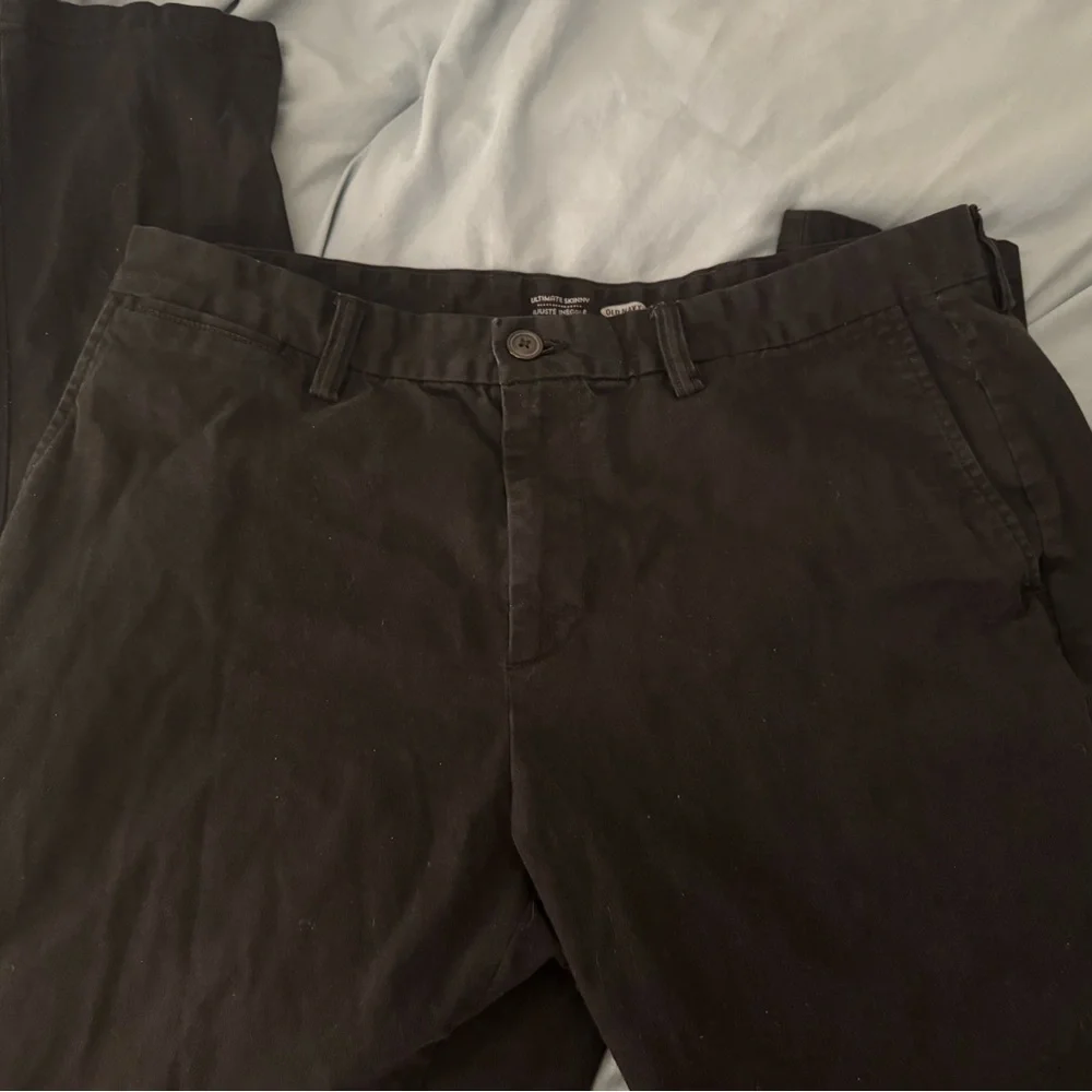 Men’s Old Navy Black Khakis. Zip Up. Pockets. 36 x 32